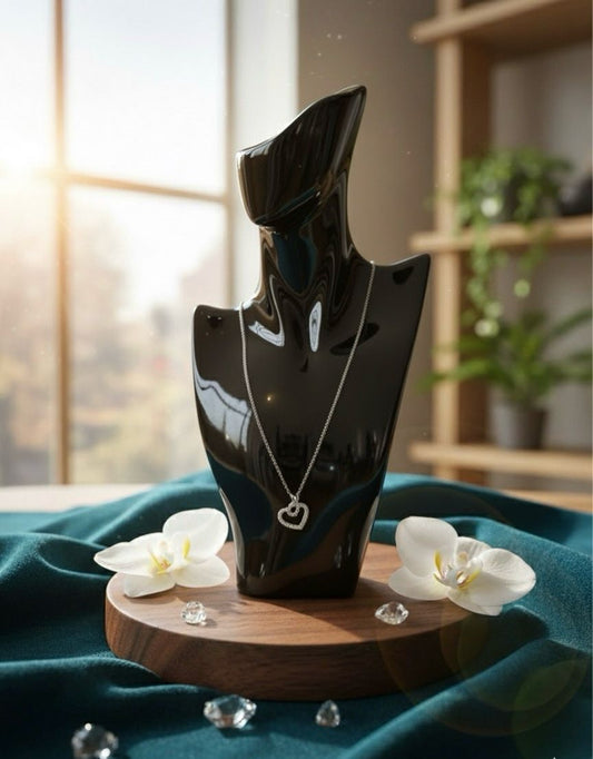 0.15 carat Natural Diamond Necklace | 14k white gold | 2.50 grams